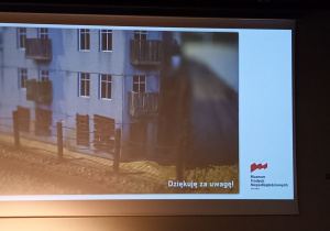 Slajd z prezentacji Muzeum Tradycji Niepodległościowych w Łodzi, prelekcja o obozie cygańskim w getcie łódzkim.