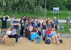 klasa 1SA na plaży w Arturówku