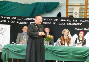 Wystąpienie abp. Grzegorza Rysia w obecności jurorów Konkursu